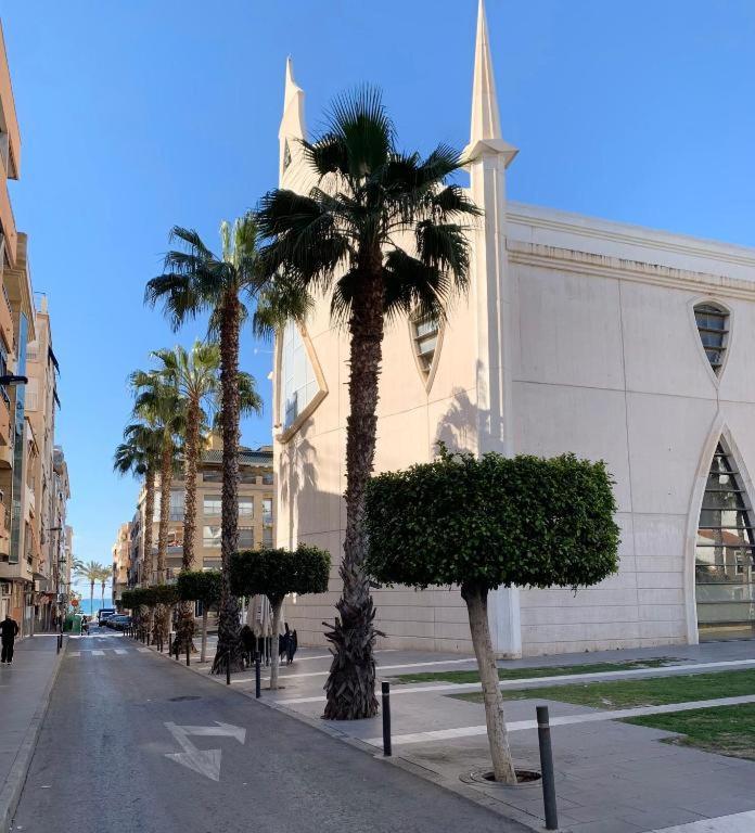 Ferienwohnung Eb By Zanis Torrevieja Exterior foto